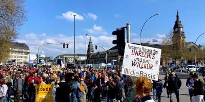 Large group of people in Hamburg protesting against covid-19 restrictions