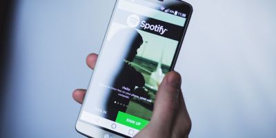 Researcher’s new podcast explores how songs make money