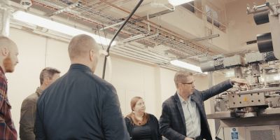 Pointing at machines