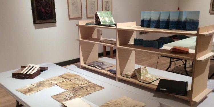 Displays in a gallery