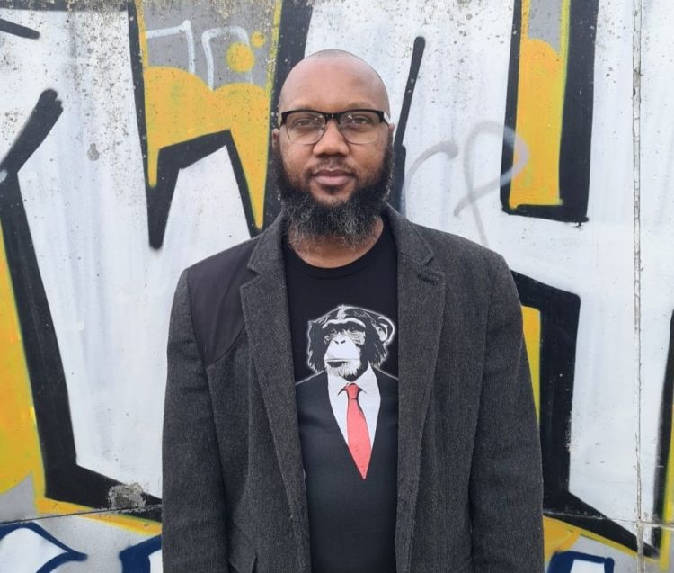 Tendai Huchu