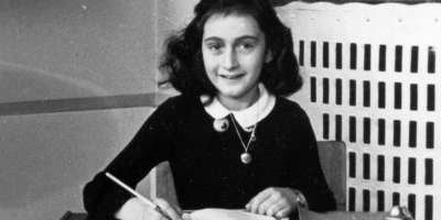 Anne Frank in 1940, while at 6. Montessorischool, Niersstraat 41-43, Amsterdam
Picture free to use via Wikimedia Commons
